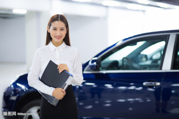 駕馭專業，馳騁人生 汽車銷售商務女性的魅力與實力